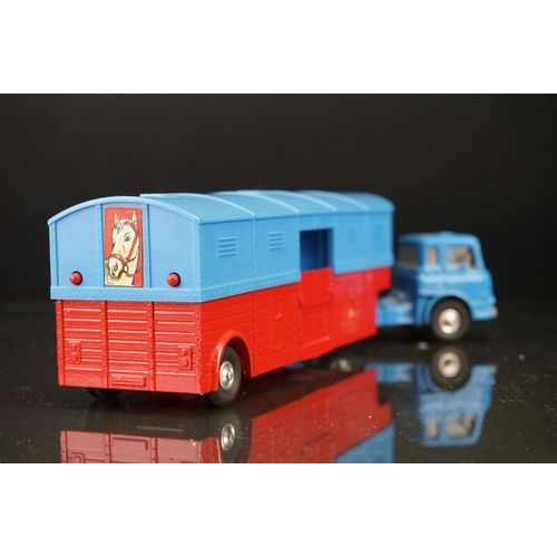 1003 - Two boxed Corgi Chipperfield Circus diecast models to include 1121 Crane Truck (box with split to on... 