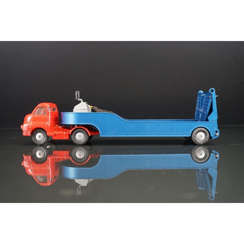 1004 - Boxed Corgi Major 1100 Carrimore Low Loader diecast model with red cab and blue trailer, diecast vg ... 