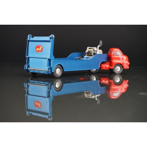 1004 - Boxed Corgi Major 1100 Carrimore Low Loader diecast model with red cab and blue trailer, diecast vg ... 