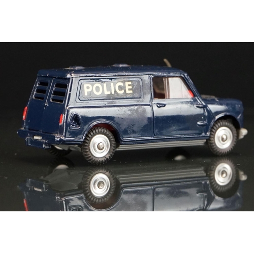 1009 - Boxed Corgi 448 BMC Mini Police Van with Tracker Dog diecast model, complete with both figures, diec... 