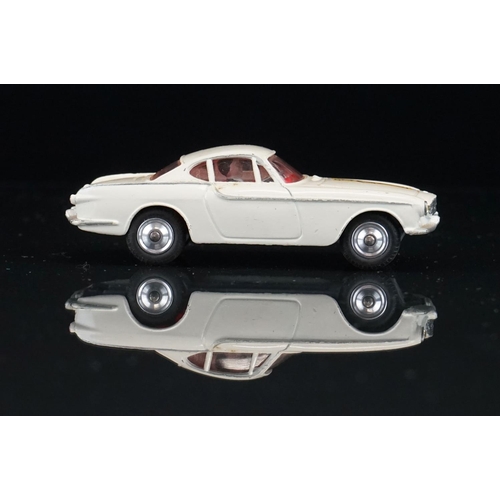 1014 - Boxed Corgi 258 The Saint's Car Volvo P1800 diecast model, diecast with minimal marks and a little g... 