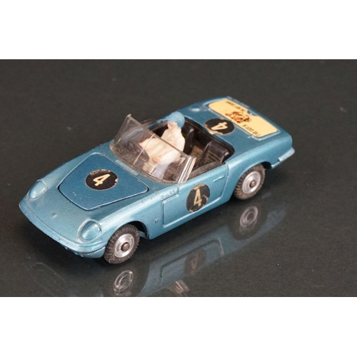 1022 - Two boxed Corgi diecast models to include 314 Ferrari Berlinetta 250 Le Mans and 318 Lotus Elan S2 w... 