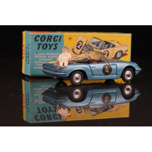 1022 - Two boxed Corgi diecast models to include 314 Ferrari Berlinetta 250 Le Mans and 318 Lotus Elan S2 w... 