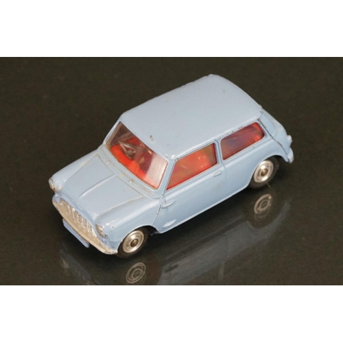 1023 - Two boxed Corgi diecast models to include 249 Mini Cooper Deluxe Wickerwork (diecast vg, some decal ... 