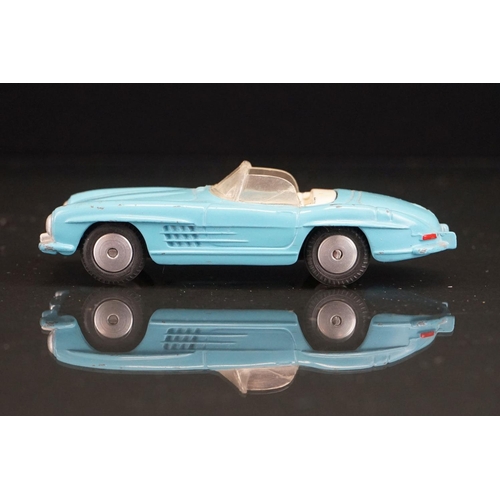 1025 - Three boxed Corgi diecast models to include 303 Mercedes Benz 300SL Open Roadster in sky blue, 309 A... 