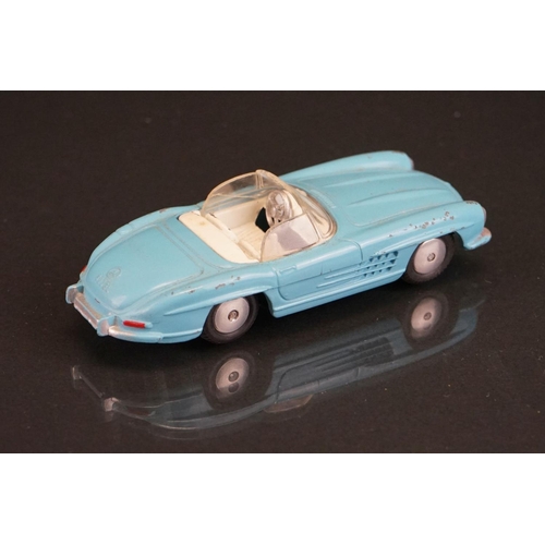 1025 - Three boxed Corgi diecast models to include 303 Mercedes Benz 300SL Open Roadster in sky blue, 309 A... 