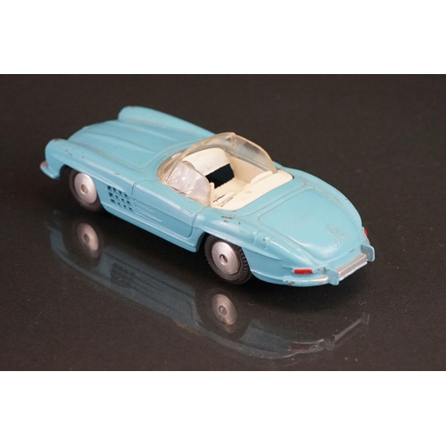 1025 - Three boxed Corgi diecast models to include 303 Mercedes Benz 300SL Open Roadster in sky blue, 309 A... 