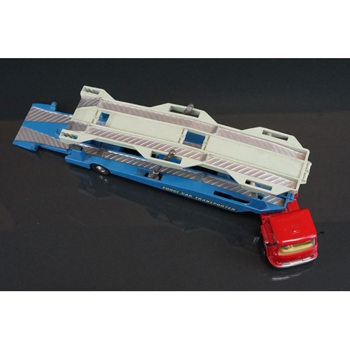 1029 - Boxed Corgi Major Gift Set 28 Carrimore Car Transporter with Bedford Tractor Unit & 4 Cars including... 