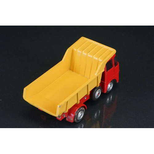 1032 - Two boxed Corgi diecast models to include 465 Commer Pick Up Truck in yellow & red (some paint chips... 