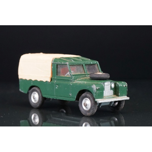 1034 - Two boxed Corgi diecast models to include 438 Land Rover (109