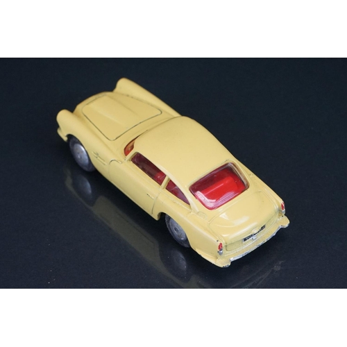 1035 - Three boxed Corgi diecast models to include 253 Mercedes Benz 220 SE Coupe in metallic maroon, 218 A... 