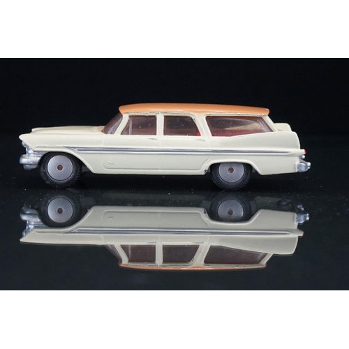 1035 - Three boxed Corgi diecast models to include 253 Mercedes Benz 220 SE Coupe in metallic maroon, 218 A... 