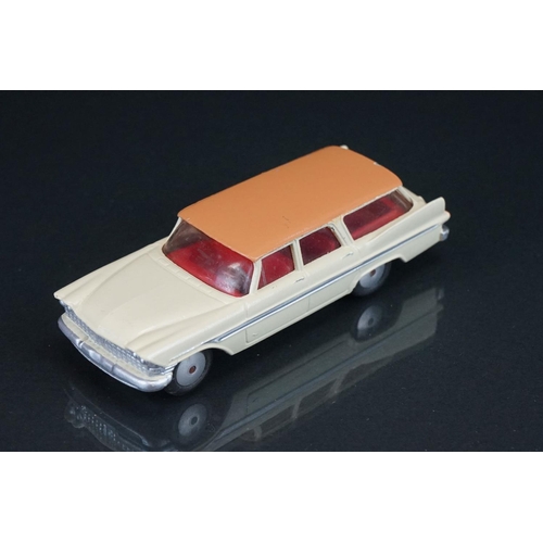 1035 - Three boxed Corgi diecast models to include 253 Mercedes Benz 220 SE Coupe in metallic maroon, 218 A... 