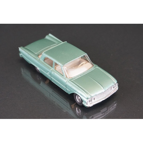 1041 - Boxed Dinky 148 Ford Fairlane diecast model in metallic green with off white interior, vg with fair-... 