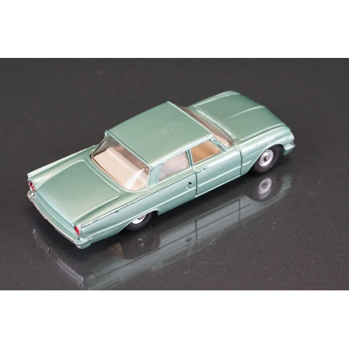 1041 - Boxed Dinky 148 Ford Fairlane diecast model in metallic green with off white interior, vg with fair-... 