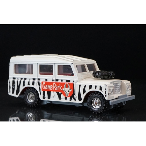 1061 - Three boxed Corgi diecast models to include Gift Set 31 Safari Land Rover and Animal Trailer with li... 