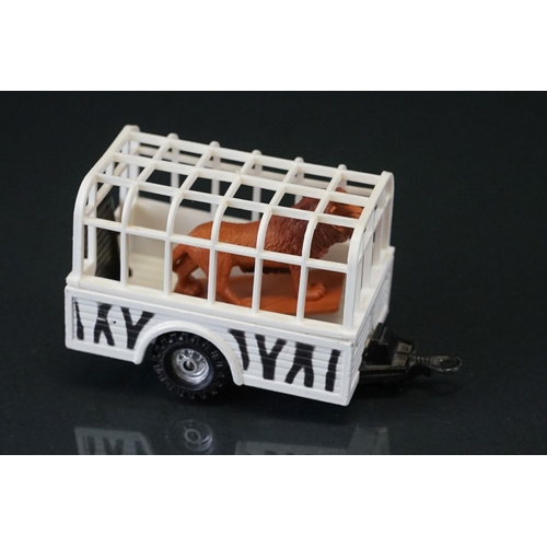 1061 - Three boxed Corgi diecast models to include Gift Set 31 Safari Land Rover and Animal Trailer with li... 