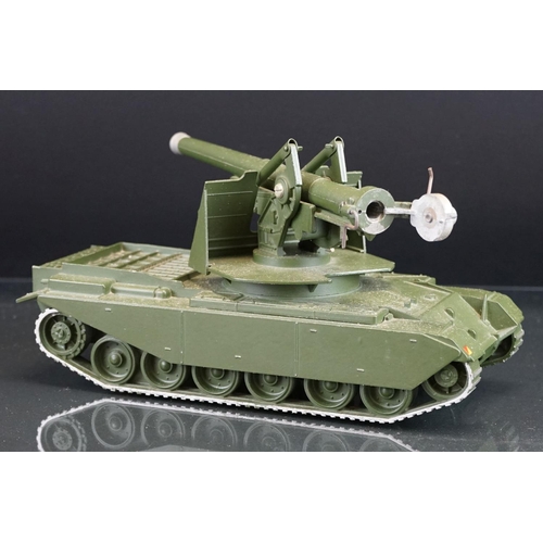 1070 - Boxed Britains Military Equipment 2175 Self Propelled 155mm Gun diecast model, vg with some paint ch... 