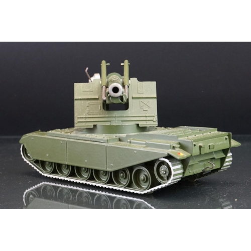 1070 - Boxed Britains Military Equipment 2175 Self Propelled 155mm Gun diecast model, vg with some paint ch... 