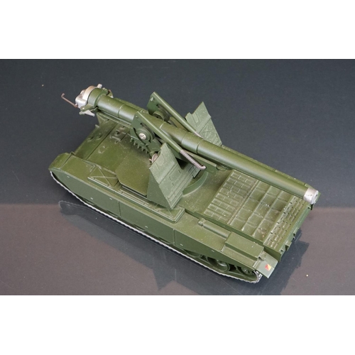 1070 - Boxed Britains Military Equipment 2175 Self Propelled 155mm Gun diecast model, vg with some paint ch... 