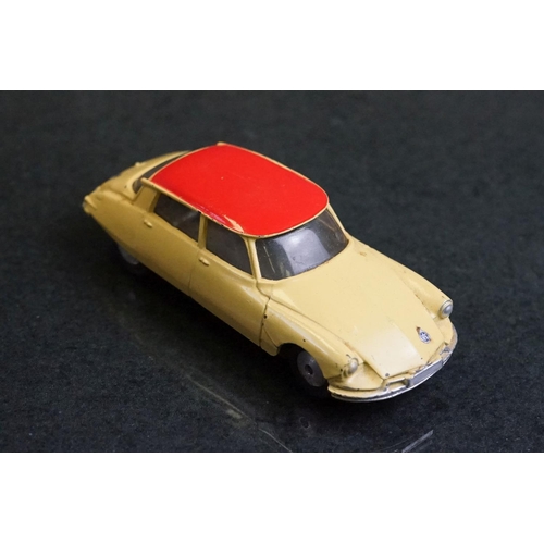 1324 - Five boxed Corgi diecast models to include 208S Jaguar 2.4 Litre Saloon in pale yellow, 210 Citroen ... 