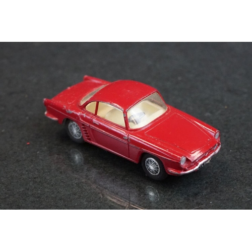 1324 - Five boxed Corgi diecast models to include 208S Jaguar 2.4 Litre Saloon in pale yellow, 210 Citroen ... 