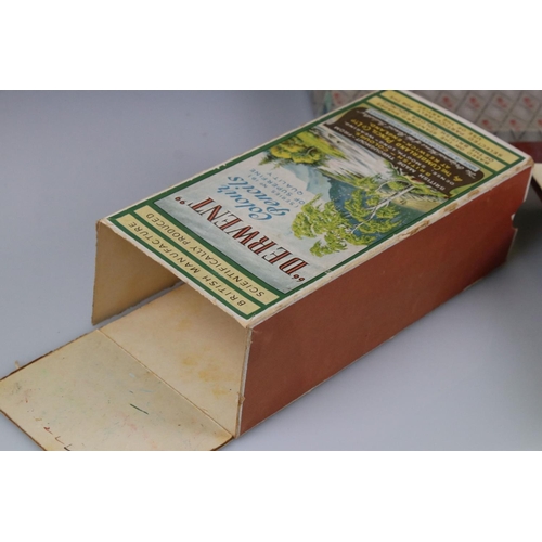 134 - Vintage boxed Winsor & Newton japanned tin colour box with contents, together with a boxed set of De... 