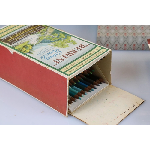 134 - Vintage boxed Winsor & Newton japanned tin colour box with contents, together with a boxed set of De... 