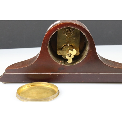 146 - A French mahogany cased mantle clock with 8-Day movement.