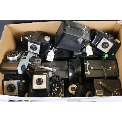 363 - A large collection of cameras to include Kodak, Ensign and Coronet examples.