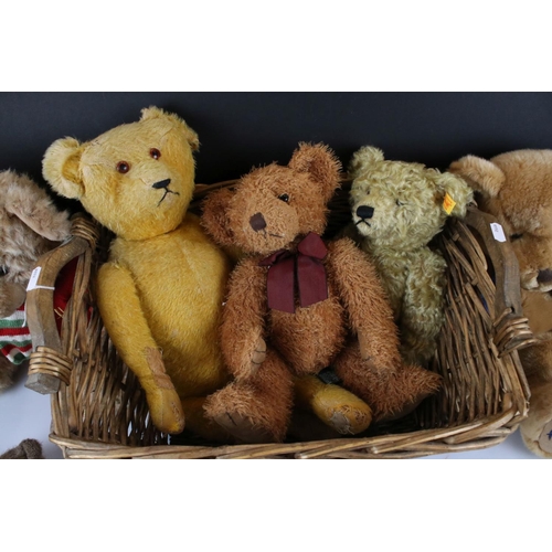 370 - A small collection of collectable teddy bears to include Steiff and Hamley's examples.