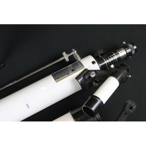 407 - A FarVsion inpro optic telescope and tripod together with two other telescopes.