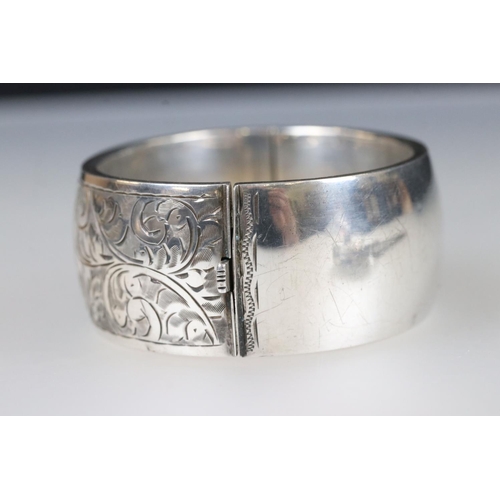 227 - A collection of sterling silver ladies jewellery to include a large fully hallmarked cuff bangle and... 