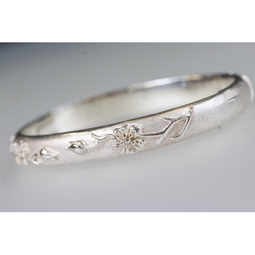 228 - Tiffany & Co 925 silver rose flower embossed design bangle