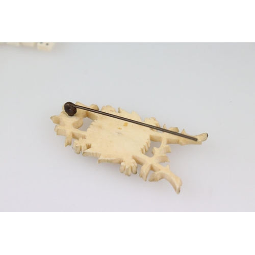 258 - 19th century Napoleonic prisoner of war bone manicure, together with a miniature domino set and port... 