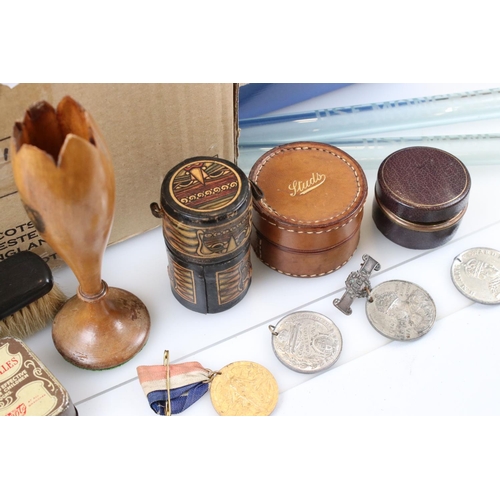 286 - Mixed collectables to include Mauchline ware, inkwells, pin badges, advertising, commemorative medal... 