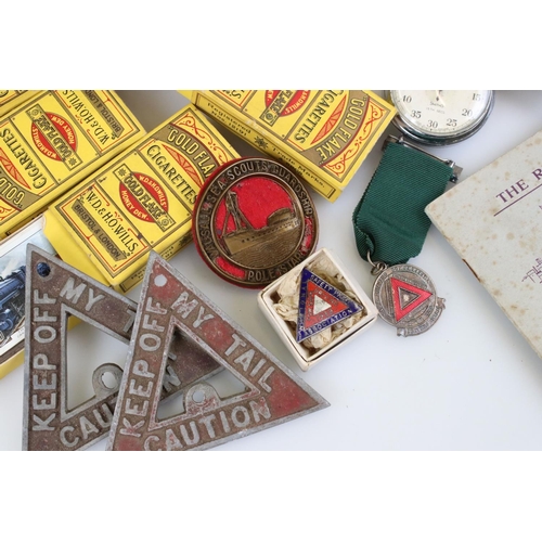 316 - A collection of mixed cigarette cards together with a quantity of medals to include St. Johns Ambula... 