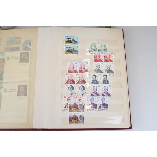 322 - A large collection of mainly mint Spanish / Spain stamps contained within two stock albums.