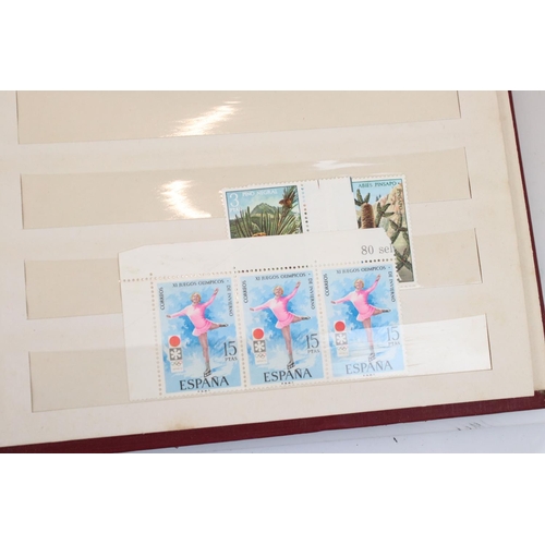 322 - A large collection of mainly mint Spanish / Spain stamps contained within two stock albums.