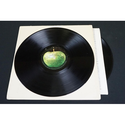 121 - Vinyl - 5 The Beatles LP's to include The White Album No. 0298065 top loader sleeve has tape repairs... 