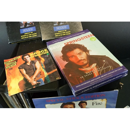 167 - Vinyl - Bruce Springsteen collection to include 15 LP's featuring sealed examples of Western Stars b... 