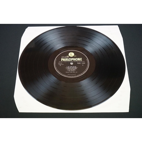 53 - Vinyl - The Beatles A Hard Days Night early mono press with G&L flipback sleeve, The Parlophone Co a... 