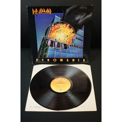 92 - Vinyl - 3 Def Leppard LP's to include On Through The Night (Vertigo 9102040) gold promo stamp to rea... 