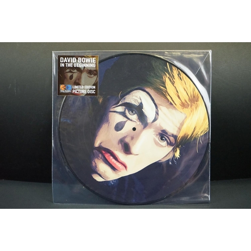 104 - Vinyl - 16 David Bowie LP's spanning his career including reissues and private pressings including B... 