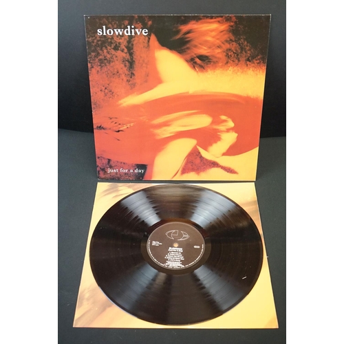 686 - Vinyl - Shoegaze - Original album and Two 12” singles, to include: Slowdive - Just For A Day (1991 U... 