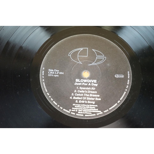 686 - Vinyl - Shoegaze - Original album and Two 12” singles, to include: Slowdive - Just For A Day (1991 U... 