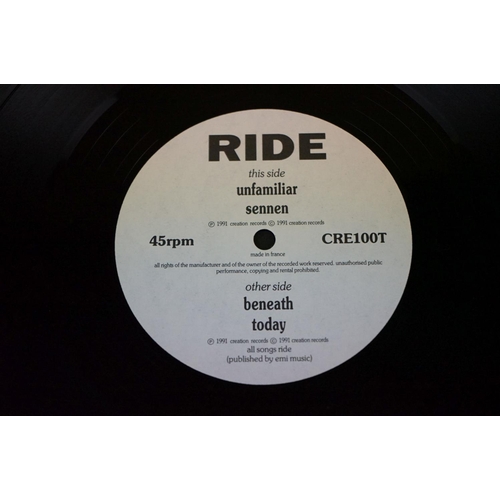 686 - Vinyl - Shoegaze - Original album and Two 12” singles, to include: Slowdive - Just For A Day (1991 U... 