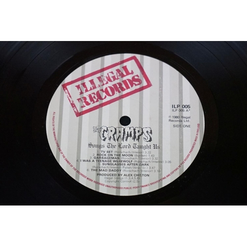 661 - Vinyl - The Cramps - 5 UK Original Pressing albums to include: …Off The Bone (1983 UK 1st pressing, ... 