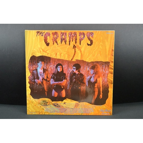 661 - Vinyl - The Cramps - 5 UK Original Pressing albums to include: …Off The Bone (1983 UK 1st pressing, ... 