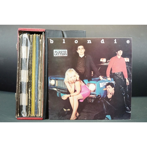 553 - Vinyl - 28 Blondie & related LP's & 5 12